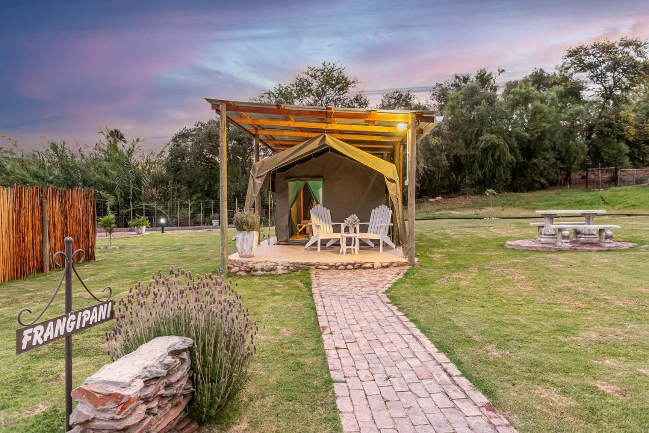 Schoemanshoek Glamping Oudtshoorn Zewnętrze zdjęcie