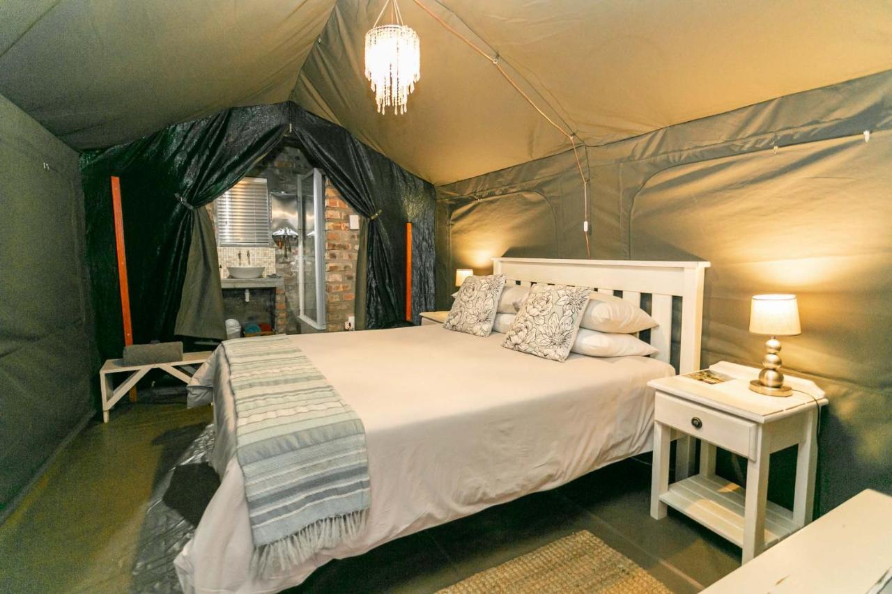 Schoemanshoek Glamping Oudtshoorn Zewnętrze zdjęcie